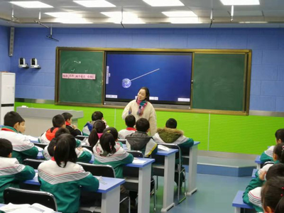 廬江縣城北小學(xué)開展“同課異構(gòu)”交流研討活動(dòng)